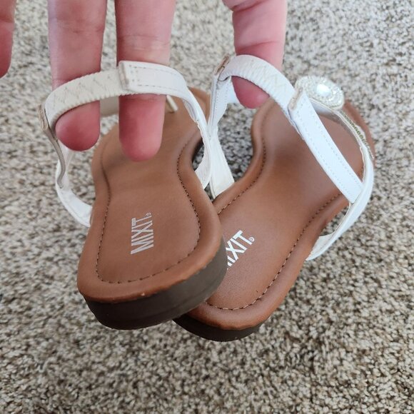 Mixit Brown White Slingback Flat Thong Sandals - Picture 8 of 8